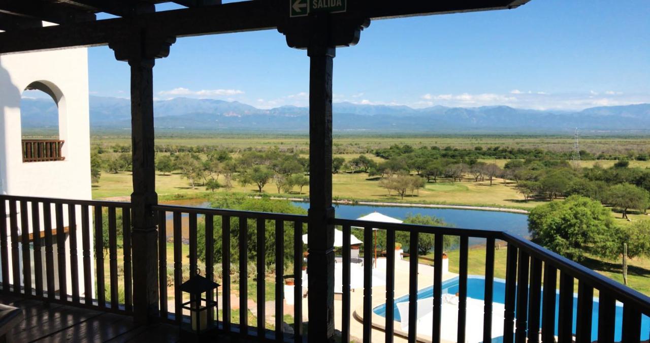Guachipas Hotel Boutique & Golf Екстериор снимка